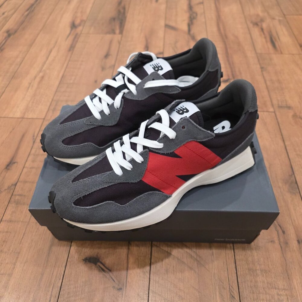 BRAND NEW NEW BALANCE 327 SHOES MENS SIZE 10